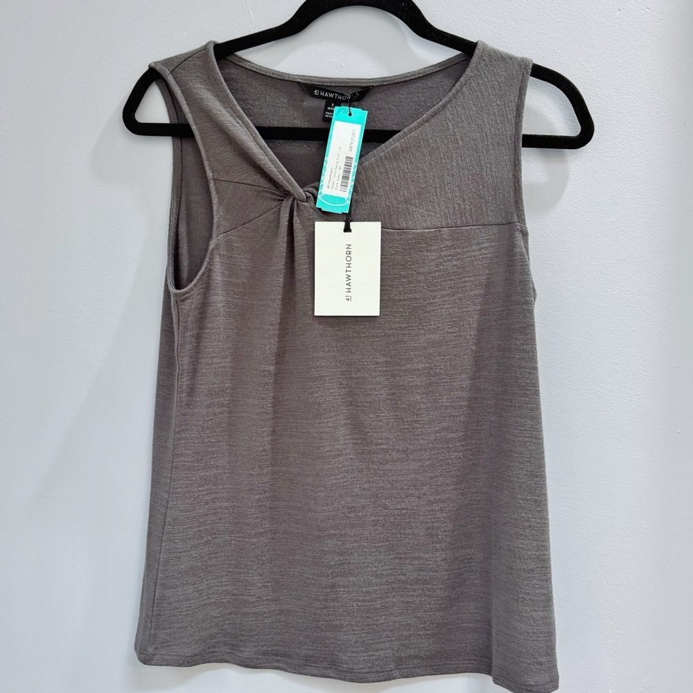 NWT 41 Hawthorn (Stitch Fix) Grey Rylee Sleeveless Knit Top Elevated Basics PS